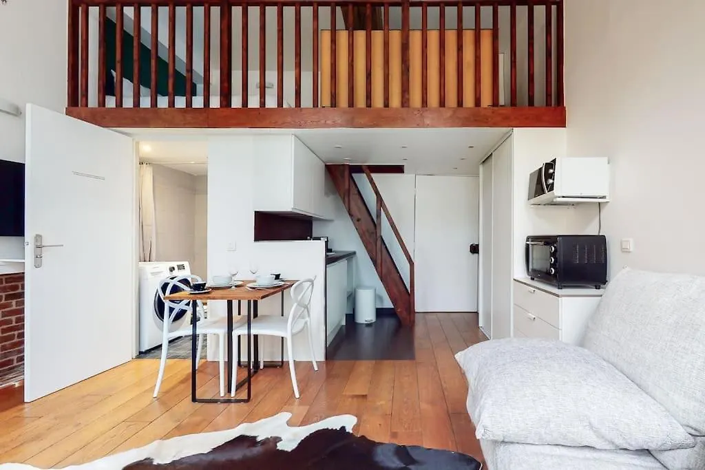 Appartement Chez Gustave: Clim Calm,Saint Paul Marais, 2Guests à Paris France