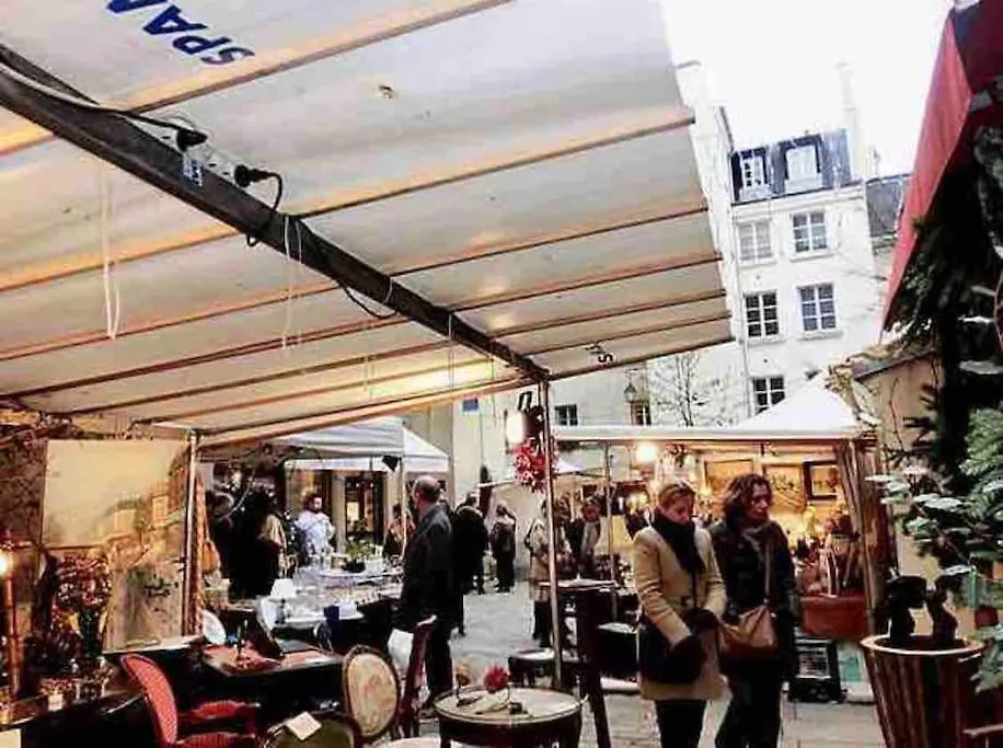 Appartement Chez Gustave: Clim Calm,Saint Paul Marais, 2Guests à Paris France